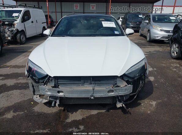 WAUTAAF58MA041699 2021 AUDI OTHER White Widok wnętrza z tyłu