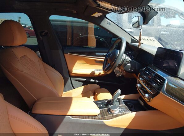 WBA13AG02MCF53616 2021 BMW 5 SERIES Black Widok wnętrza z przodu