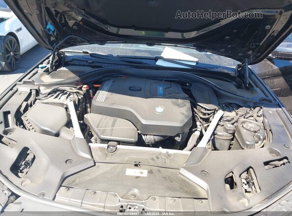 WBA13AG02MCF53616 2021 BMW 5 SERIES Black Widok z tyłu