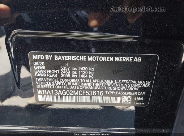 WBA13AG02MCF53616 2021 BMW 5 SERIES Black Widok komory silnika