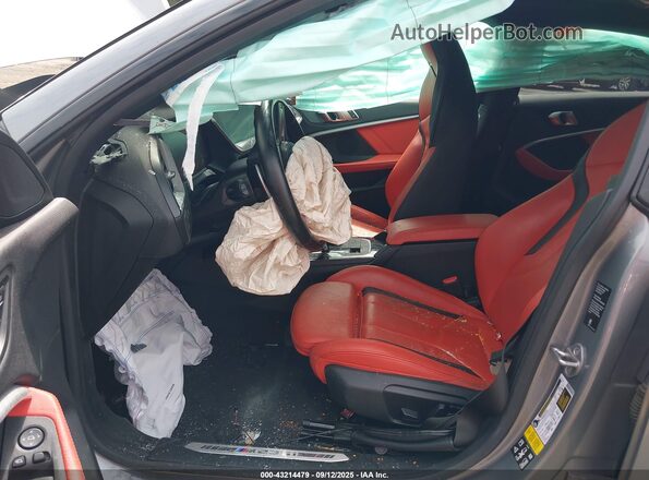 WBA13AL05N7J87227 2022 BMW M2 Gray Widok wnętrza z przodu