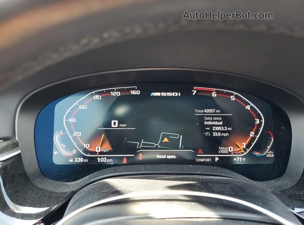WBA13BK00MCF41686 2021 BMW M5 Gray Vista del cuadro de instrumentos
