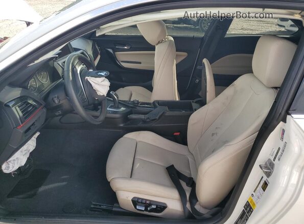 WBA1G9C55GV726359 2016 BMW 2 SERIES Белый Вид салона спереди