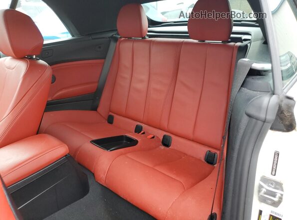 WBA1L9C51GV324317 2016 BMW 2 SERIES White Հետևի նստատեղերի տեսք