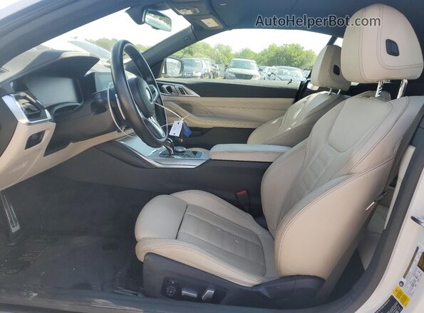 WBA23AT09MCH44606 2021 BMW 4 SERIES White Vista interior delantera