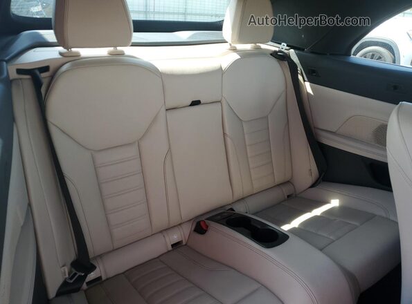 WBA23AT09MCH44606 2021 BMW 4 SERIES White Vista de los asientos traseros