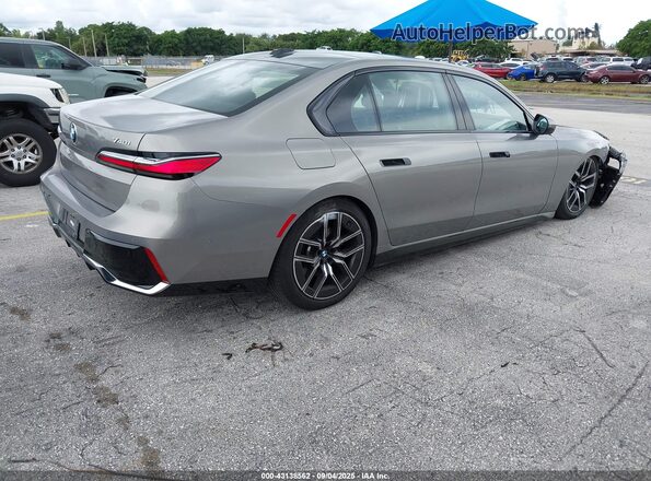 WBA23EH03SCT21269 2025 BMW 7 SERIES Gray 