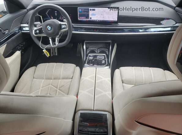 WBA23EH09RCS93505 2024 BMW 7 SERIES White 