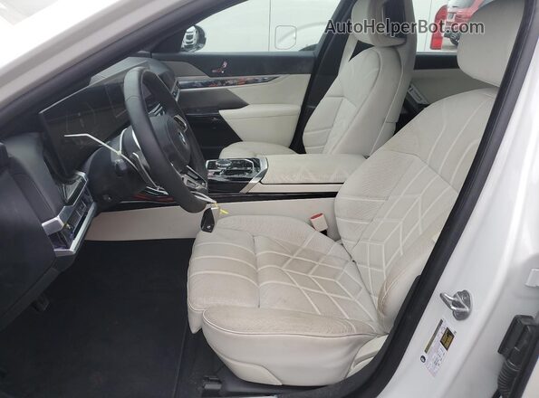 WBA23EH09RCS93505 2024 BMW 7 SERIES White 