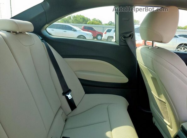 WBA2J1C08L7E68075 2020 BMW 2 SERIES Blue Rear seats view