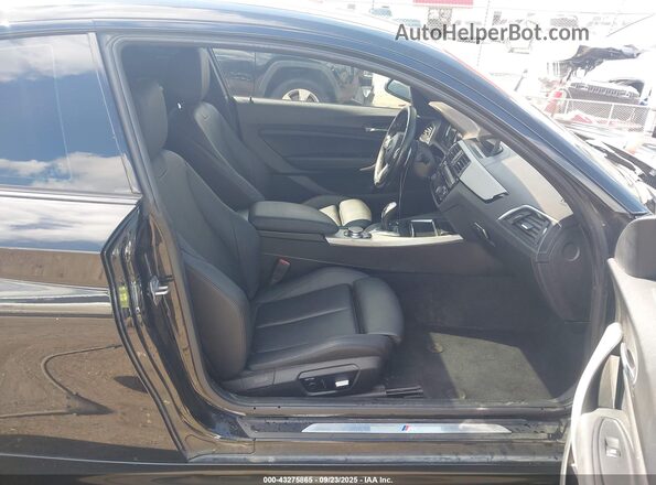 WBA2J1C51JVD09662 2018 BMW 2 SERIES Black Widok wnętrza z przodu