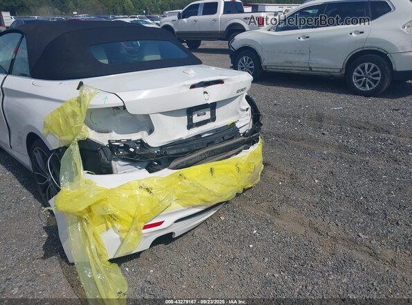WBA2K9C56HV646833 2017 BMW 2 SERIES White Widok z przodu