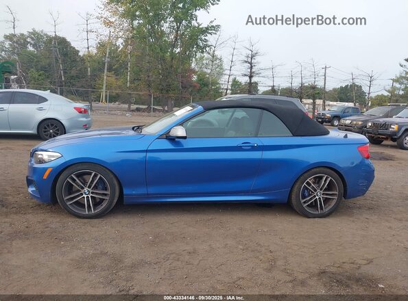 WBA2N1C5XJVC28213 2018 BMW M2 Синий Панорамный вид салона 360°