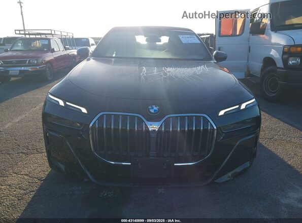 WBA33EH04RCS09403 2024 BMW 7 SERIES Black 