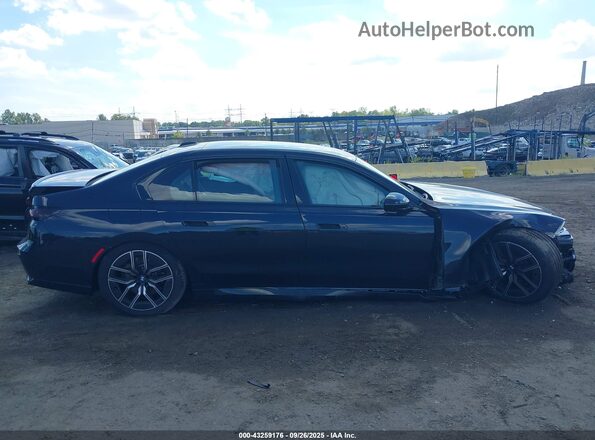 WBA33EH04SCV69843 2025 BMW 7 SERIES Blue 