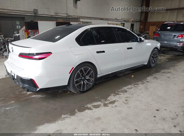 WBA33EJ01PCM24809 2023 BMW 7 SERIES White Rear right