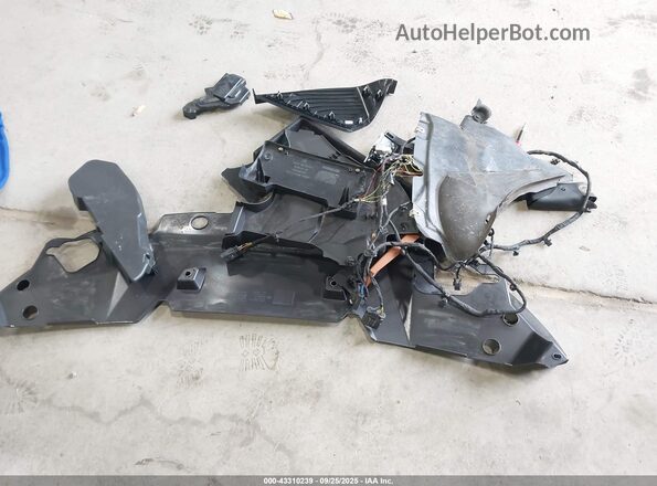 WBA33EJ01PCM24809 2023 BMW 7 SERIES White Dashboard view