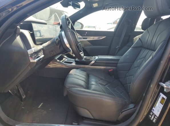 WBA33EJ04RCR05835 2024 BMW 7 SERIES Black 