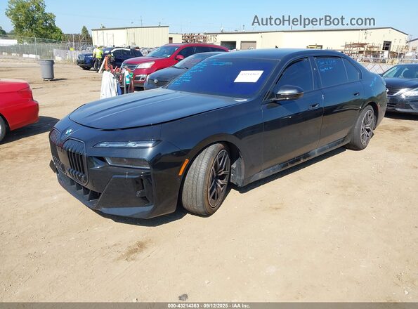 WBA33EJ08RCR08236 2024 BMW 7 SERIES Черный 