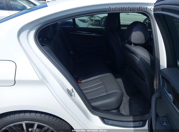WBA53BH01MWX05211 2021 BMW 5 SERIES White VIN կոդի պիտակի տեսք