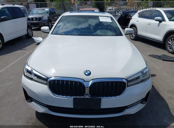 WBA53BH01MWX05211 2021 BMW 5 SERIES White Սարքավորումների վահանակի տեսք