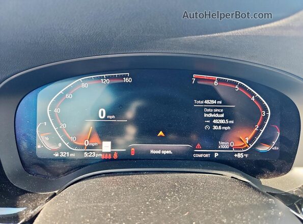 WBA53BH02NWX75043 2022 BMW 5 SERIES Black Instrument cluster view