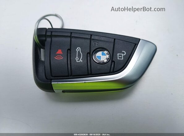 WBA53BH02PCM79511 2023 BMW 5 SERIES Black Vista del salpicadero