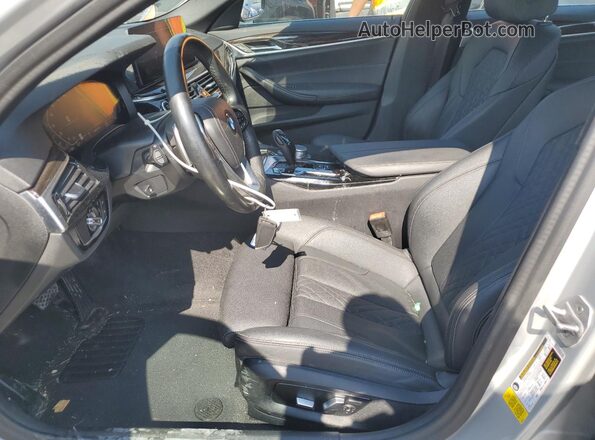 WBA53BH06MCF23153 2021 BMW 7 SERIES Silver Вид салону спереду