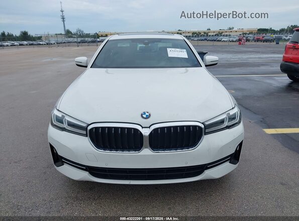 WBA53BH07PWY15846 2023 BMW 5 SERIES White Առջևի վահանակի տեսք