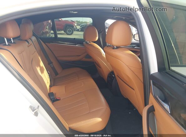 WBA53BJ0XPCM97474 2023 BMW 5 SERIES White Вид наклейки з VIN-кодом