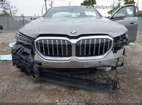 WBA53FJ02RCP18544 2024 BMW 5 SERIES Beige 
