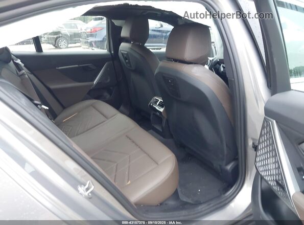 WBA53FJ02RCP18544 2024 BMW 5 SERIES Beige VIN կոդի պիտակի տեսք