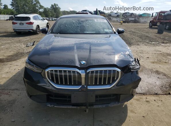 WBA53FJ04SCU24343 2025 BMW 5 SERIES Black Դիմացի տեսք