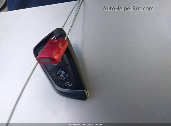WBA5U7C06NFM32494 2022 BMW 3 SERIES White Առջևի վահանակի տեսք