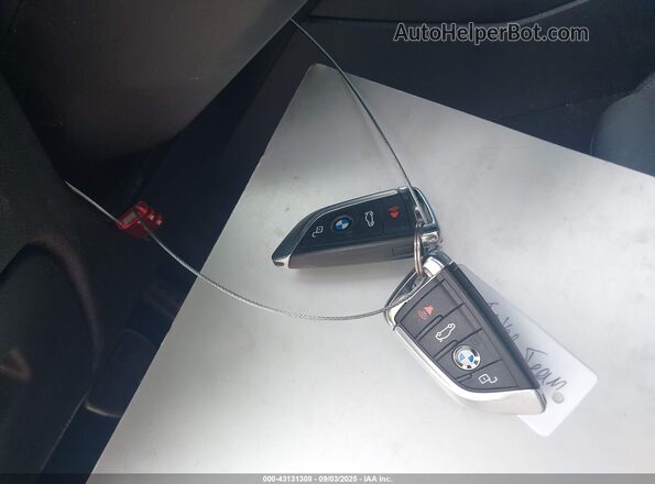 WBA5U9C02LFH41942 2020 BMW 3 SERIES Black Dashboard view