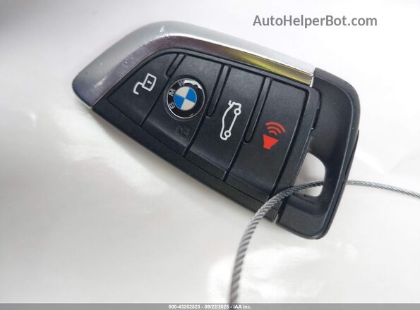 WBA63AV03RFT05886 2024 BMW 4 SERIES White Dashboard view