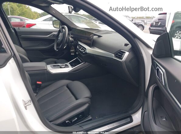 WBA63AV03RFT05886 2024 BMW 4 SERIES White Front interior view