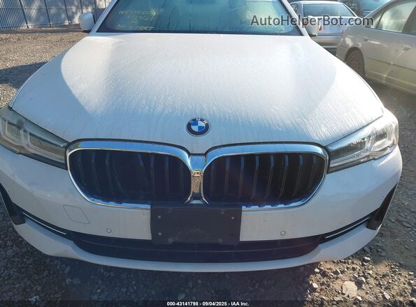 WBA73BJ09MWX25421 2021 BMW 5 SERIES White Instrument cluster view