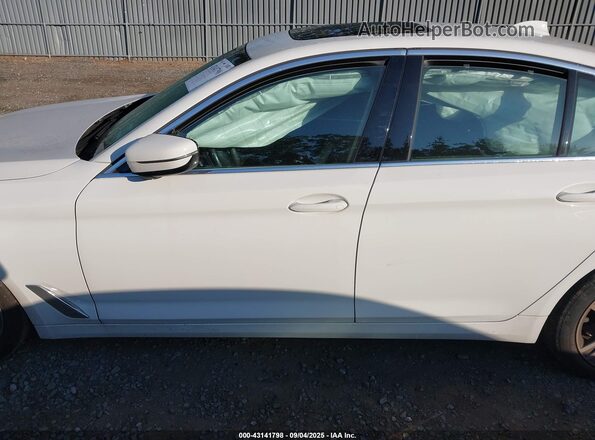 WBA73BJ09MWX25421 2021 BMW 5 SERIES White 360 interior view
