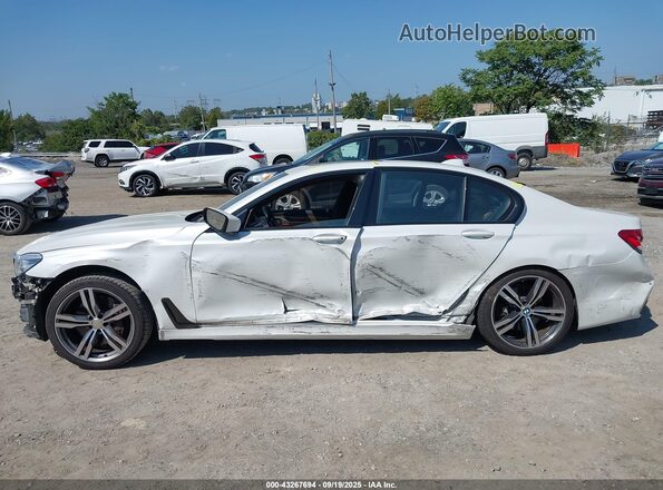WBA7B0C52JG527303 2018 BMW 7 SERIES White წინა ხედი