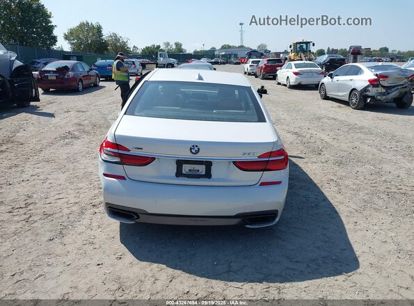 WBA7B0C52JG527303 2018 BMW 7 SERIES White 