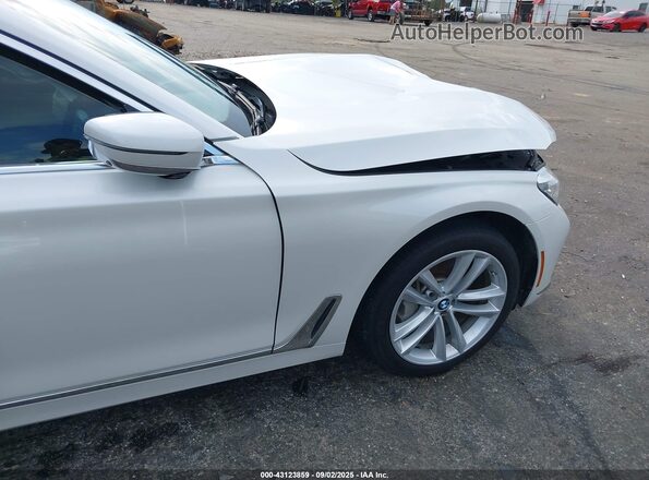 WBA7F0C54JGM23111 2018 BMW 7 SERIES White 