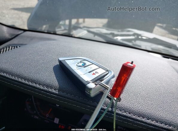 WBA7T2C09LCD15654 2020 BMW 7 SERIES Черный Вид панели приборов