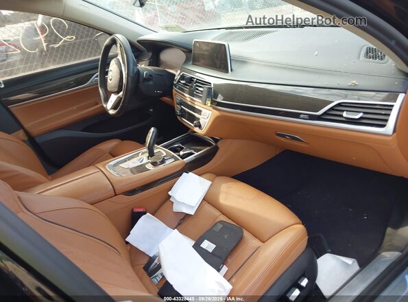 WBA7T4C01MCE47451 2021 BMW 7 SERIES Черный Вид салона спереди