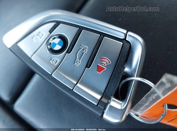 WBA7U2C08MCF01474 2021 BMW 7 SERIES Black Առջևի վահանակի տեսք