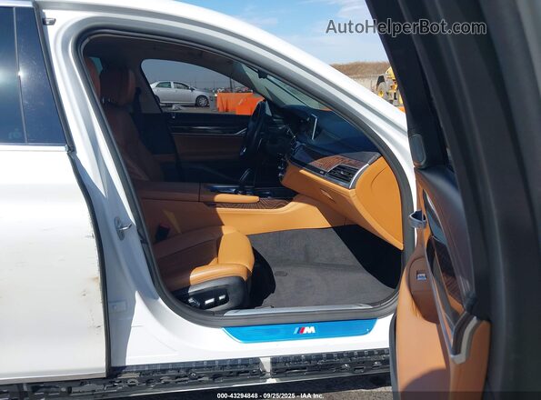 WBA7U2C0XMCF54323 2021 BMW 7 SERIES White Front interior view