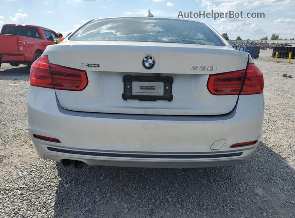 WBA8D9G54JNU68991 2018 BMW OTHER Серебряный 