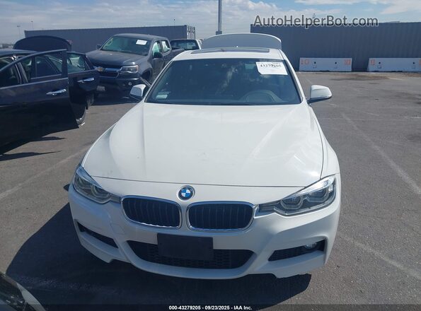 WBA8E1C52JA159449 2018 BMW 3 SERIES White Widok zestawu wskaźników