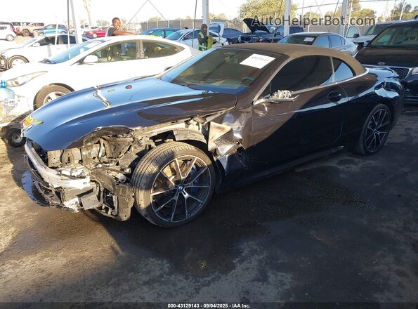 WBAFY4C59KBX39485 2019 BMW M8 Dark Blue წინა მარცხენა ხედი სამი მეოთხედიდან