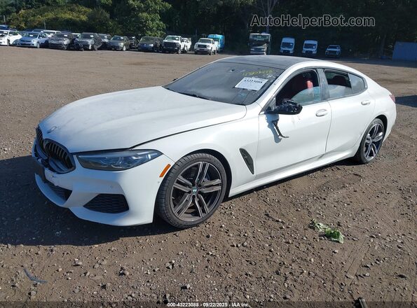 WBAGV4C08MCF58797 2021 BMW 8 SERIES White Передня ліва чверть